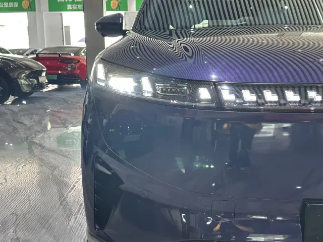 Dongfeng eπ 008 — Фото автомобиля 25
