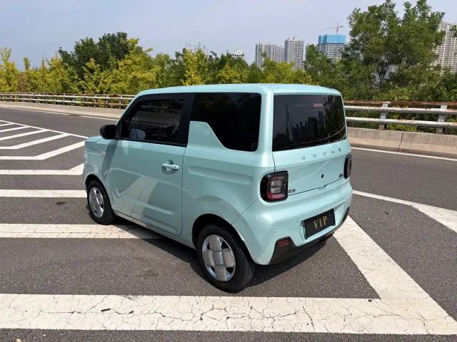 Geely Panda — Фото автомобиля 7