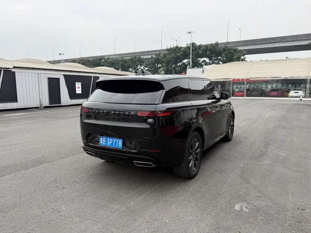 Land Rover Range Rover Sport — Фото автомобиля 13