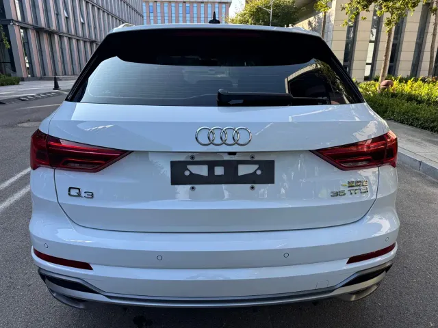 Audi Q3 — Фото автомобиля 6