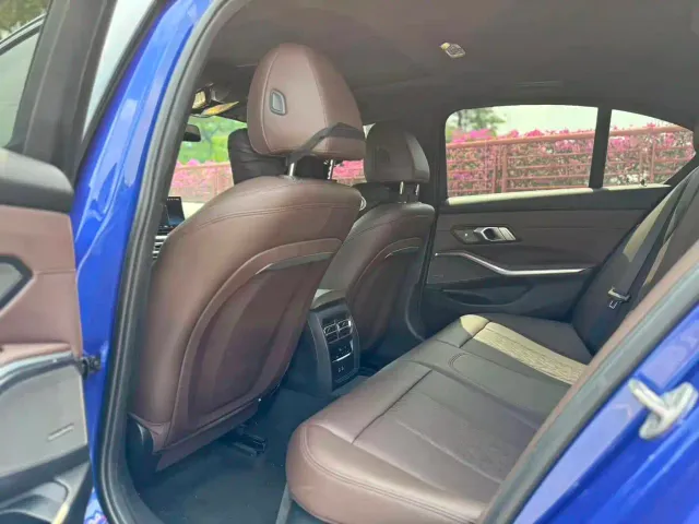 BMW 3 Series — Фото автомобиля 4