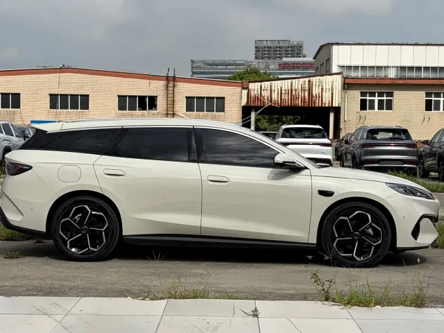 BYD Seal 06 DM-i Touring — Фото автомобиля 4