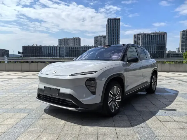 Фотография автомобиля — Nio ES7