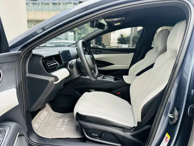 BYD Seal 06 — Фото автомобиля 11