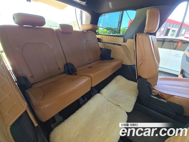Ford Expedition — Фото автомобиля 13