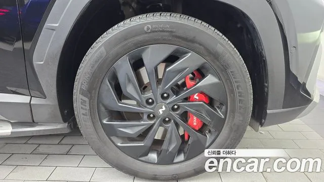 Hyundai Tucson Новый Tucson (NX4) Бензин 1.6 Turbo 4WD — Фото автомобиля 18