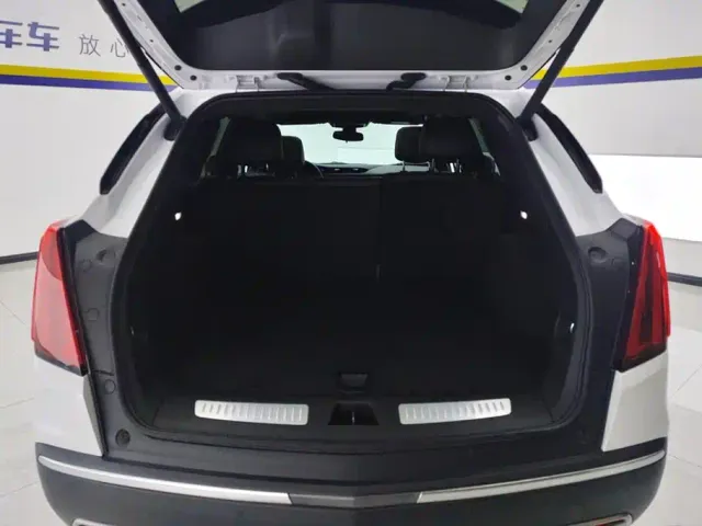 Cadillac XT5 — Фото автомобиля 4