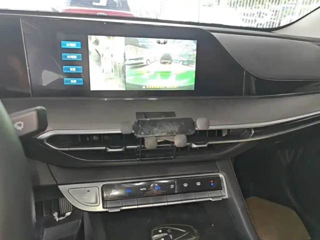 Changan Eado — Фото автомобиля 12