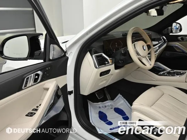 BMW X6 xDrive40i M Sport — Фото автомобиля 10