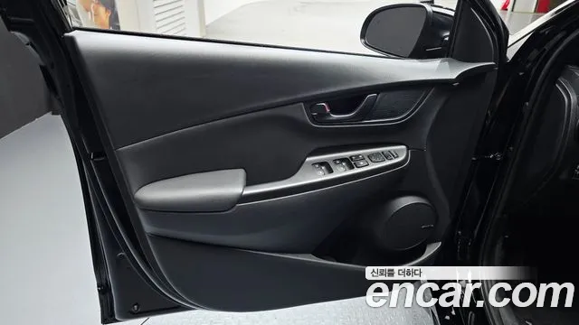 Hyundai Kona — Фото автомобиля 22