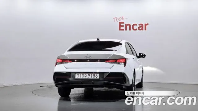 Hyundai AVANTE Новый Avante (CN7) — Фото автомобиля 4