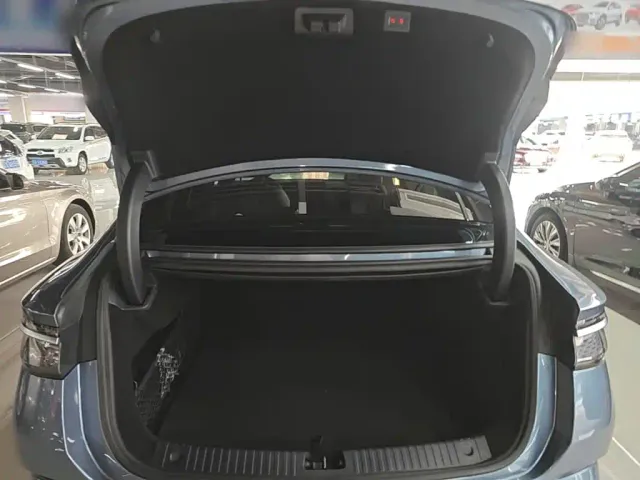 BYD Seal — Фото автомобиля 18