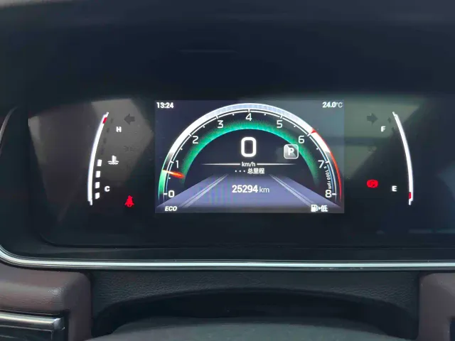 GAC Trumpchi M6 — Фото автомобиля 10