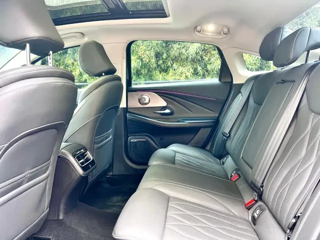 Chery Arrizo 8 — Фото автомобиля 12