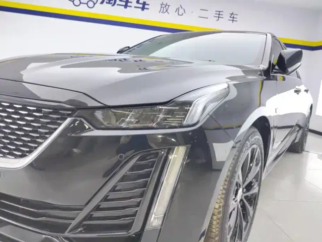 Cadillac CT5 — Фото автомобиля 5
