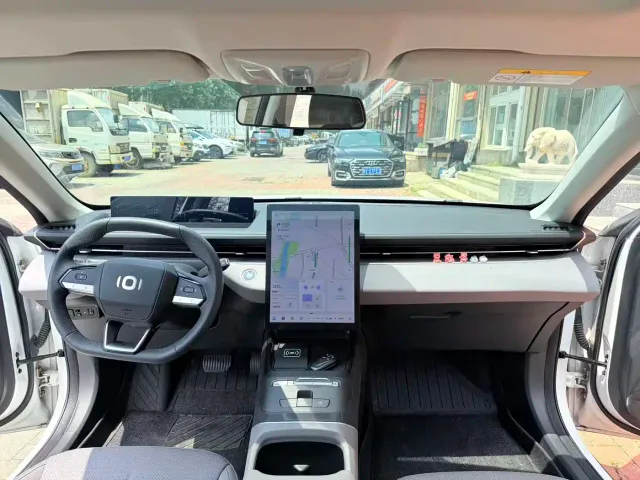 Changan Qiyuan A05 — Фото автомобиля 8