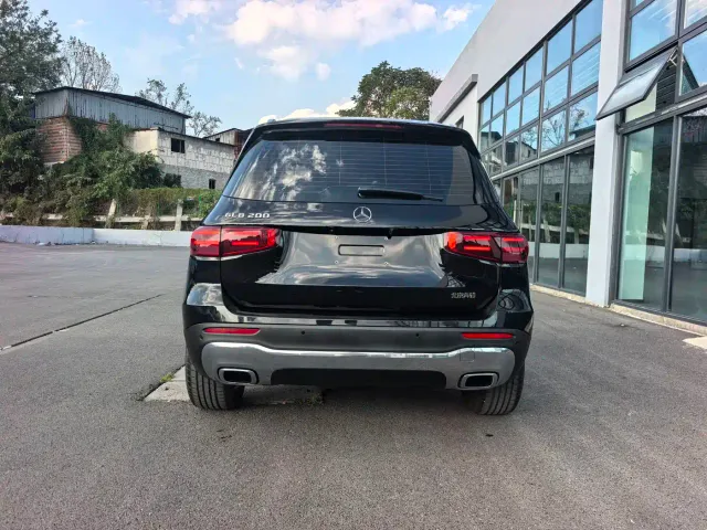 Mercedes-Benz GLB-Class — Фото автомобиля 10