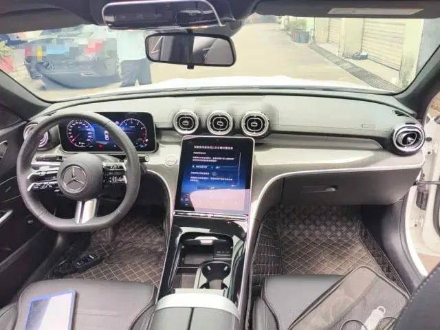 Mercedes-Benz C-Class — Фото автомобиля 12