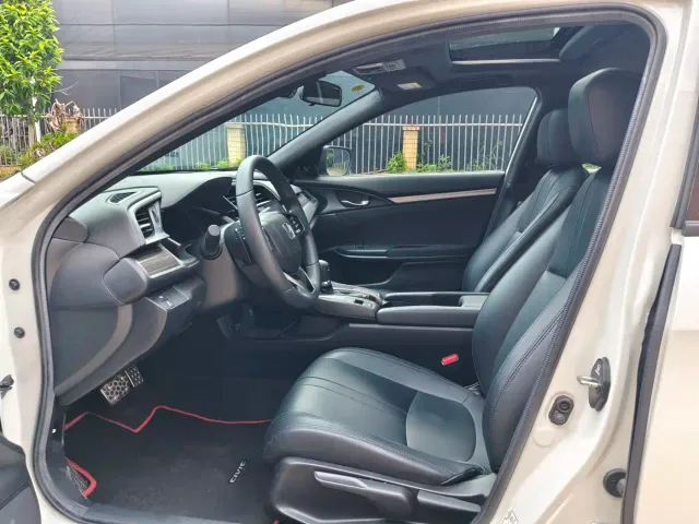 Honda Civic — Фото автомобиля 9