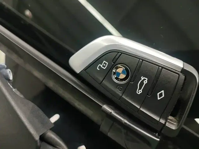 BMW i3 — Фото автомобиля 8
