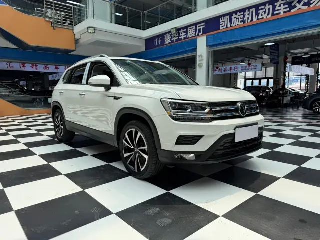 Volkswagen Tharu — Фото автомобиля 3