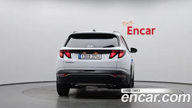 Hyundai Tucson — Фото автомобиля 3