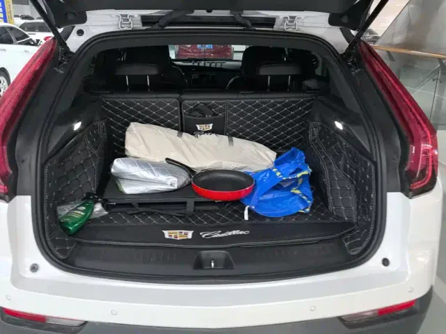 Cadillac XT4 — Фото автомобиля 4