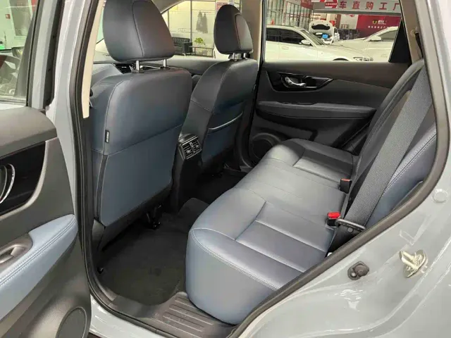 Nissan X-Trail — Фото автомобиля 19