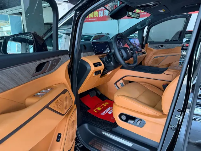 Wey Alpine — Фото автомобиля 7
