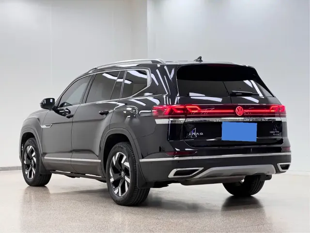 Volkswagen Teramont — Фото автомобиля 4