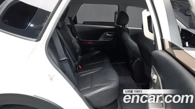 Kia Niro — Фото автомобиля 17