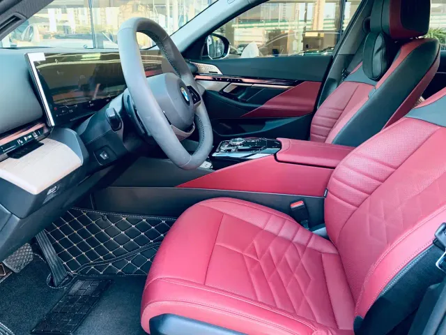 BMW 5 Series — Фото автомобиля 7