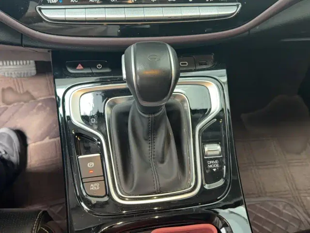 GAC Trumpchi M6 — Фото автомобиля 15
