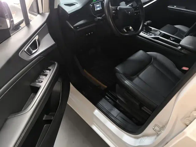 Wuling Jiachen — Фото автомобиля 15