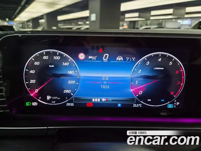 Mercedes-Benz GLE-Class — Фото автомобиля 8