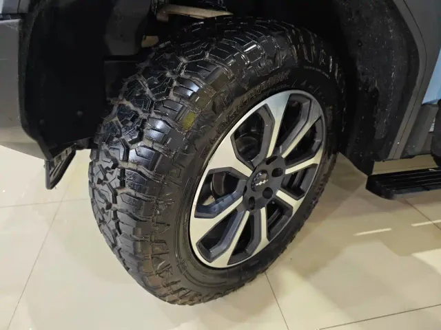 BYD FangChengBao Leopard 5 — Фото автомобиля 11