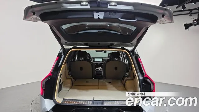 Kia EV9 — Фото автомобиля 29