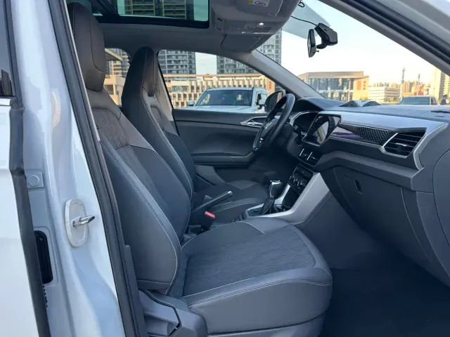Volkswagen T-Cross — Фото автомобиля 18