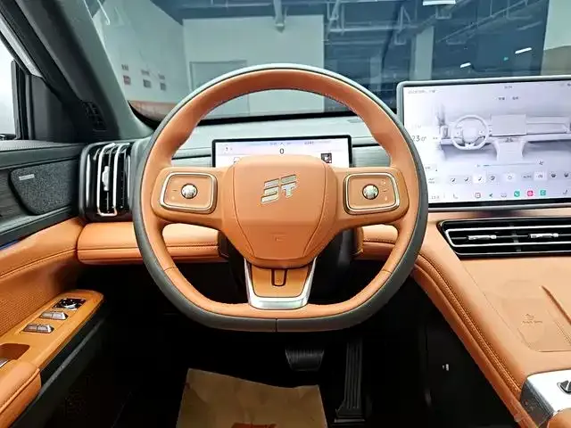 Jetour Shanhai Jetour Shanhai L7 PLUS 2025 220km Elite Edition 7-seater — Фото автомобиля 9