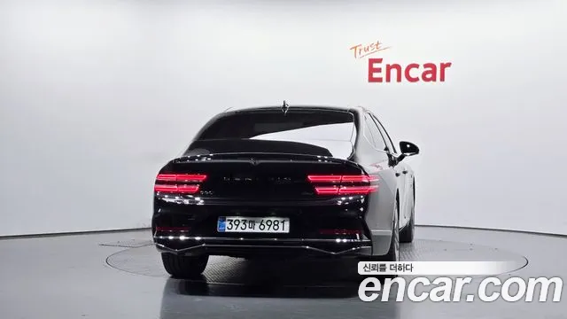 Genesis G80 RG3 — Фото автомобиля 4