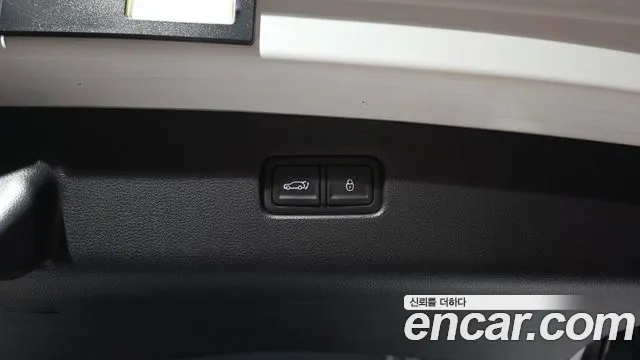 Genesis GV70 — Фото автомобиля 20