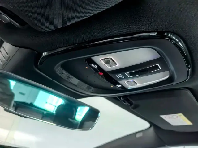 Volvo V90 — Фото автомобиля 17