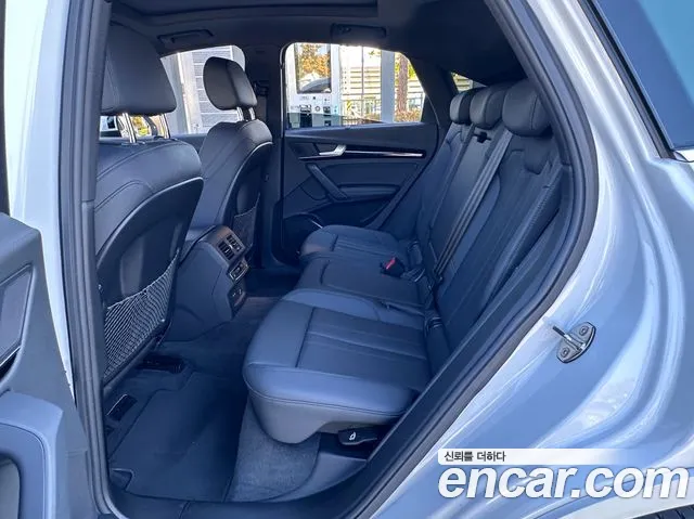 Audi Q5 FY — Фото автомобиля 11