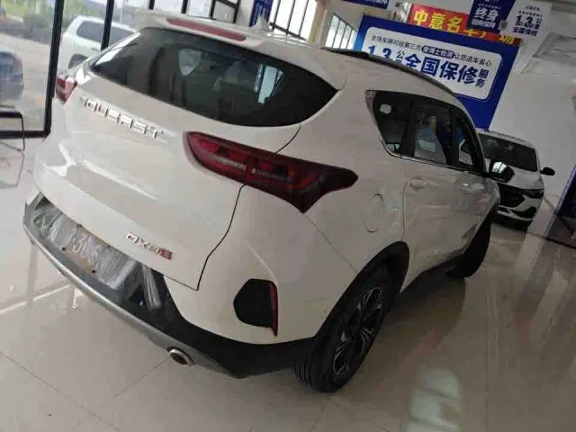 Soueast DX8S — Фото автомобиля 9