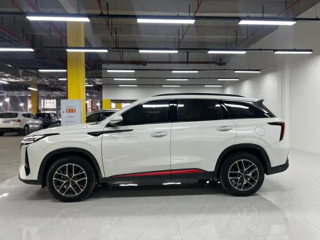 Changan CS75 Plus — Фото автомобиля 15