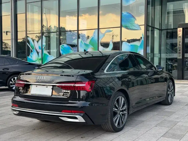 Audi A6L — Фото автомобиля 7