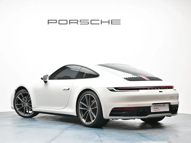 Porsche 911 — Фото автомобиля 15