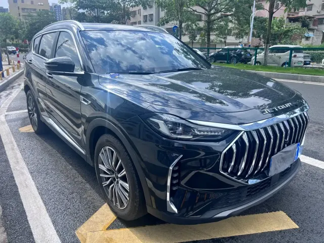 Jetour X70 Plus — Фото автомобиля 3