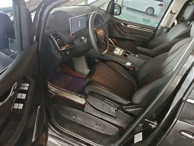 Maxus G10 — Фото автомобиля 15