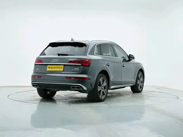 Audi Q5L — Фото автомобиля 6
